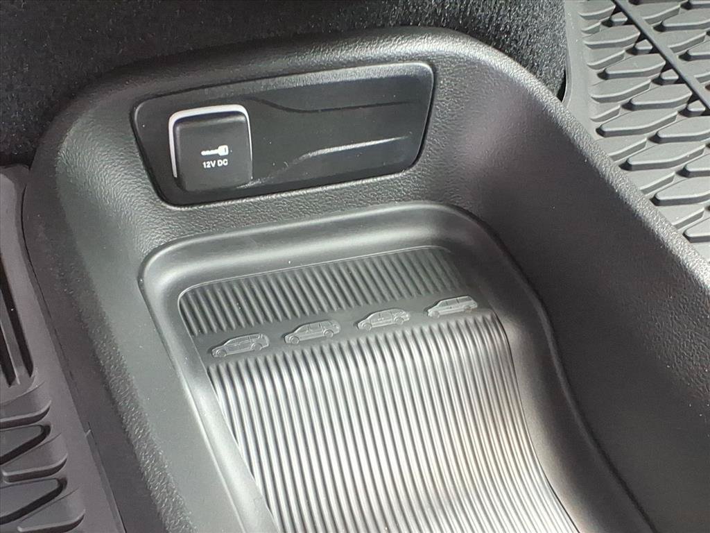 New 2027 Chrysler Pacifica LX FWD image 33