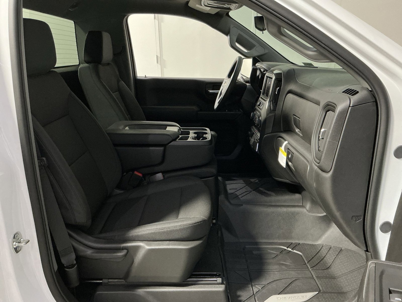 New 2026 Chevrolet Silverado 1500 W/T w/ WT Safety Package AWD/4WD image 31
