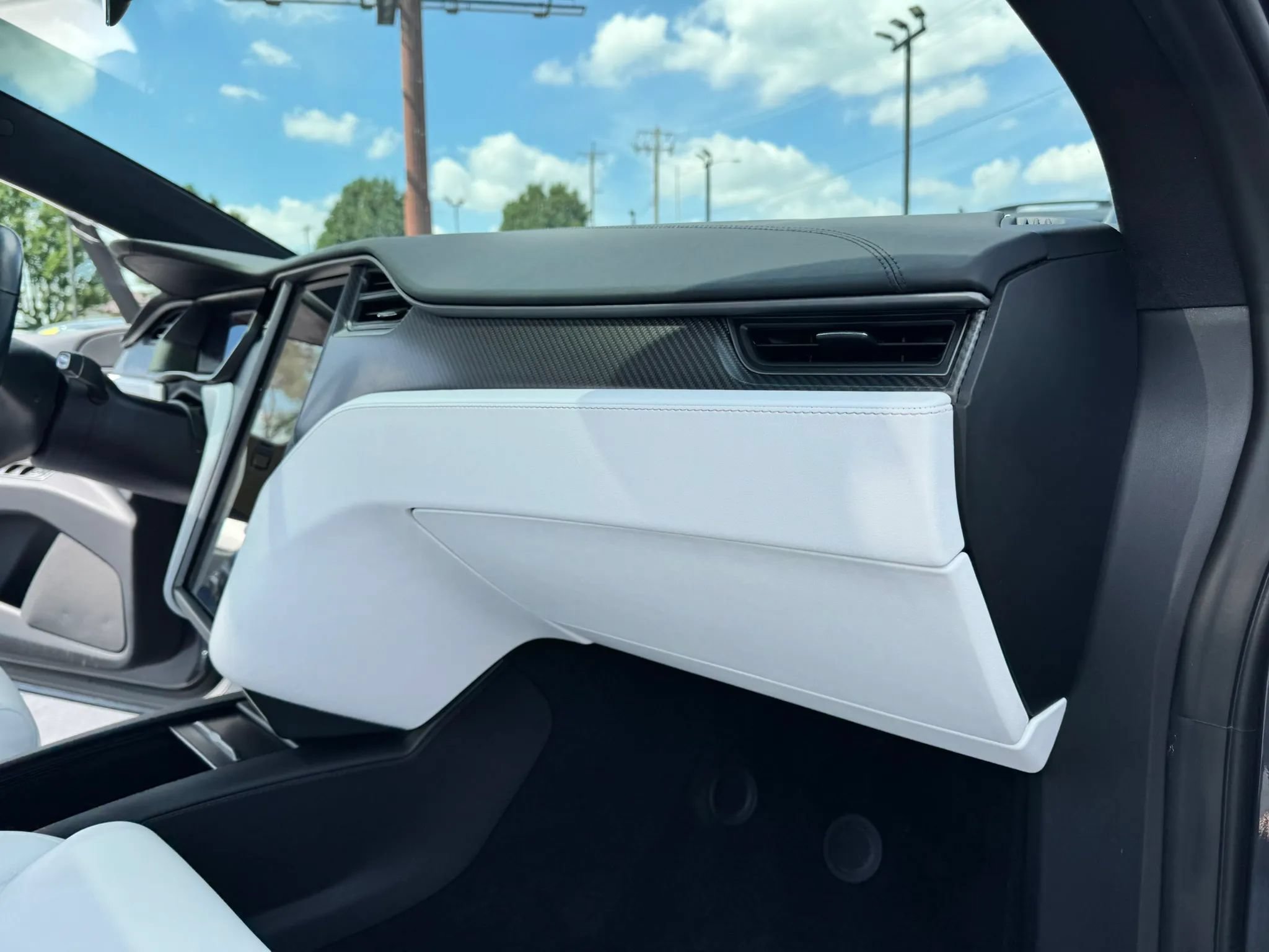 Used 2018 Tesla Model X 100D AWD/4WD image 15