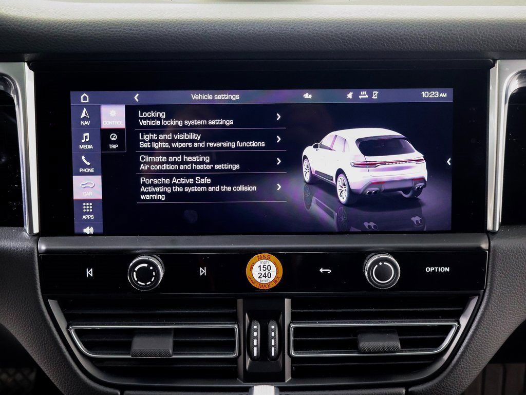 Used 2025 Porsche Macan image 15