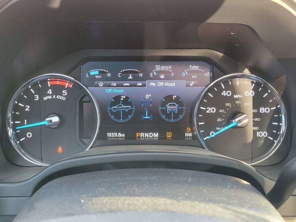 Used 2021 Ford F350 Lariat AWD/4WD image 29