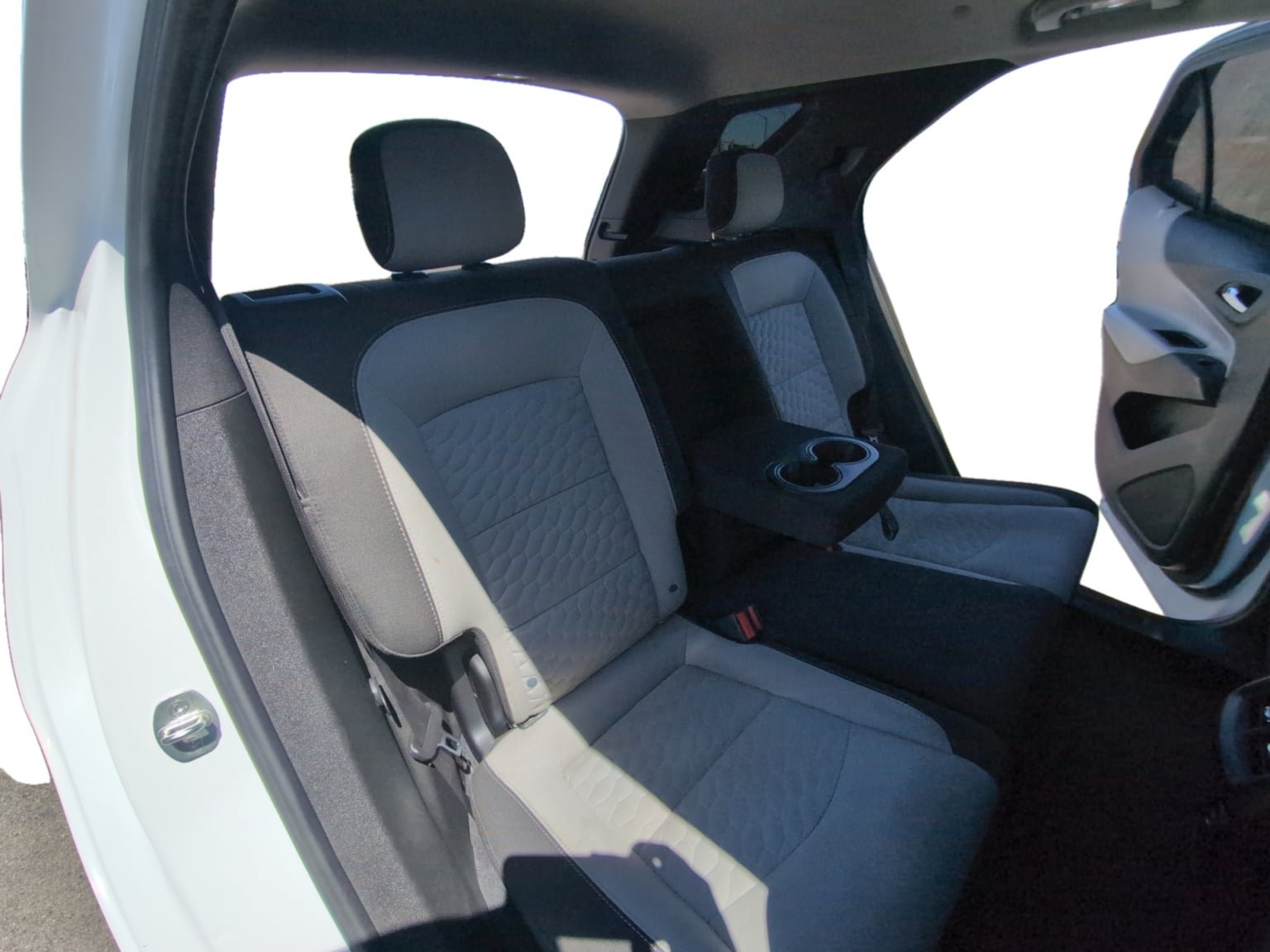 Used 2020 Chevrolet Equinox LS w/ LS Convenience Package FWD image 18