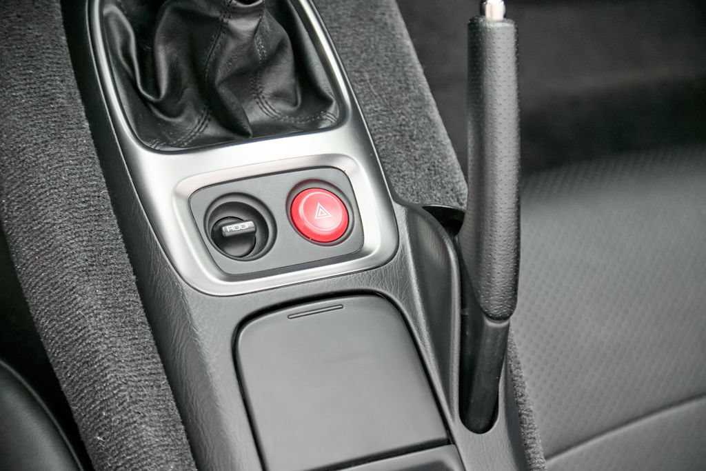 Used 2000 Honda S2000 image 30