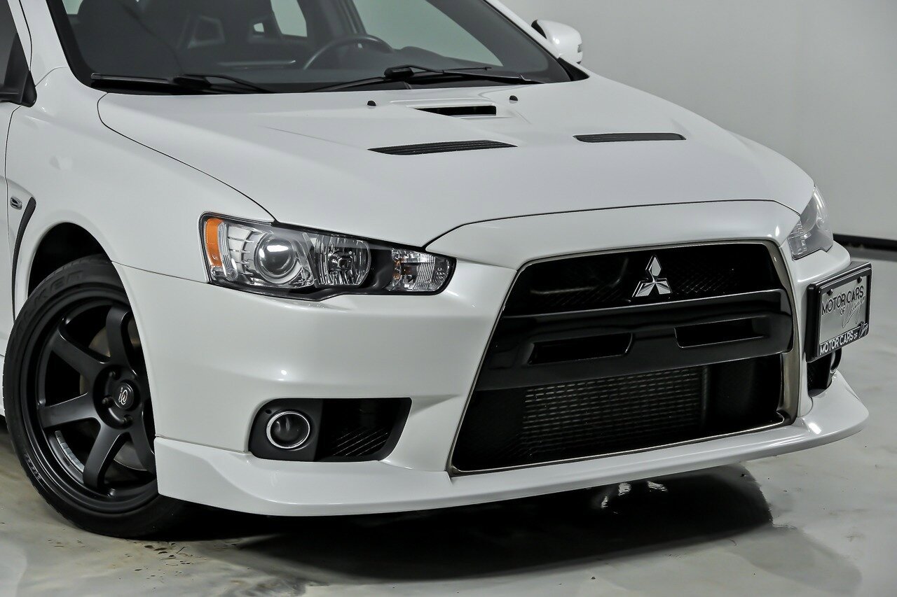 Used 2015 Mitsubishi Lancer Evolution Final Edition AWD/4WD image 3