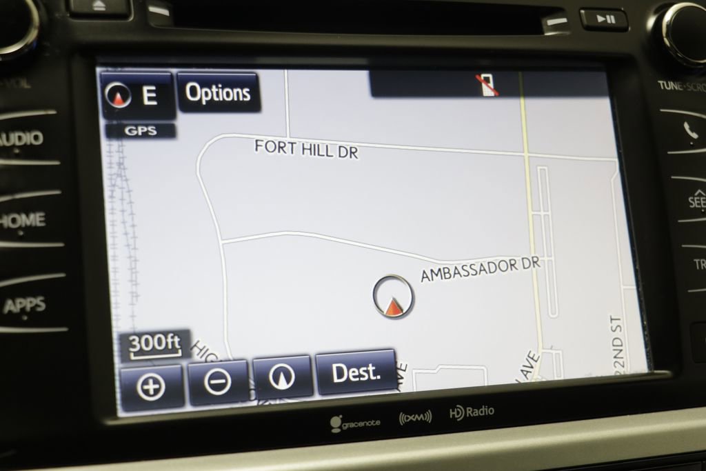 Used 2017 Toyota Highlander SE AWD/4WD image 8