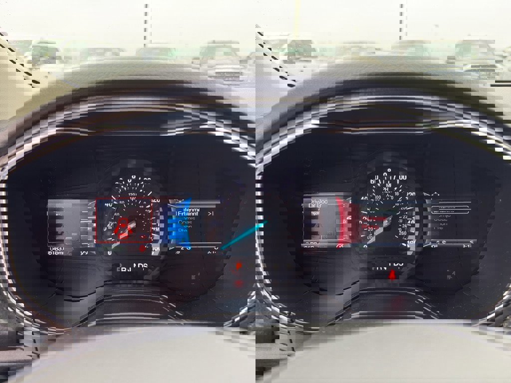 Used 2019 Ford Fusion SE w/ Equipment Group 151A image 12