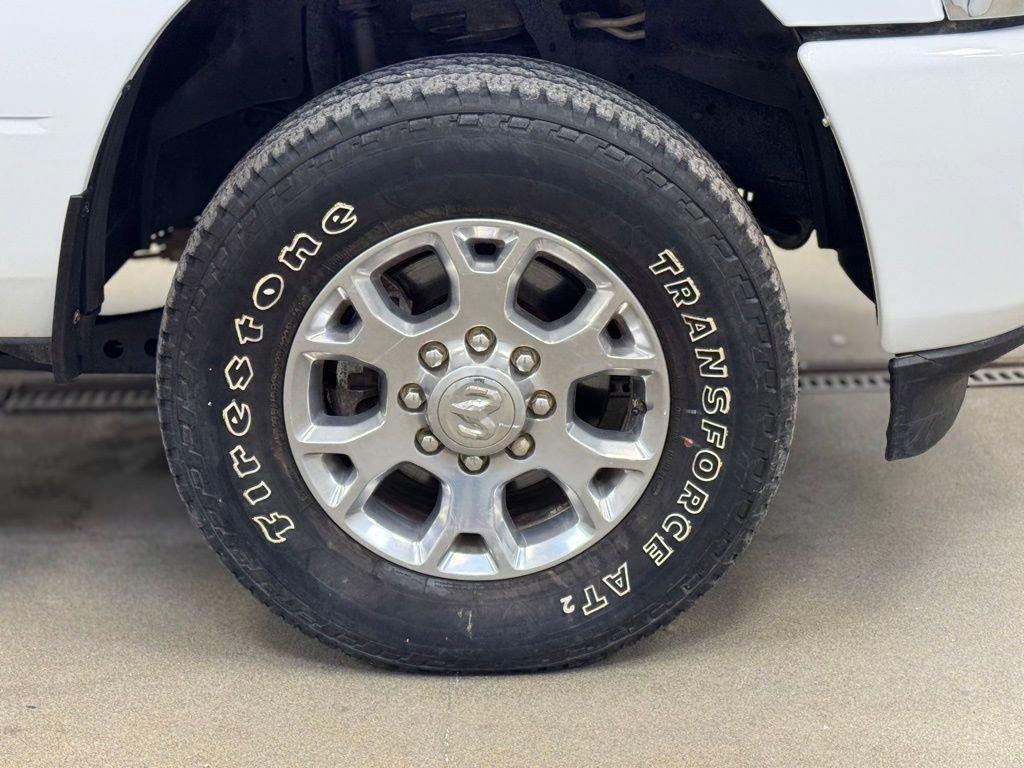 Used 2024 RAM 2500 Laramie AWD/4WD image 4