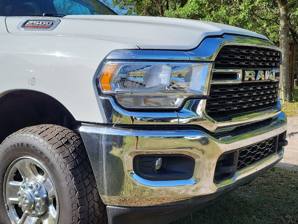 Used 2023 RAM 2500 Big Horn w/ Cold Weather Group AWD/4WD image 6