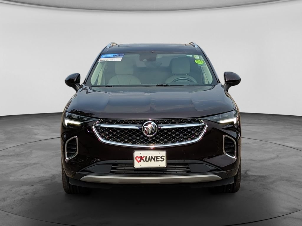 Used 2023 Buick Envision Avenir AWD/4WD image 2