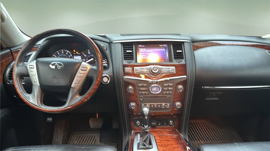 Used 2016 INFINITI QX80 4WD w/ Deluxe Technology Package image 12