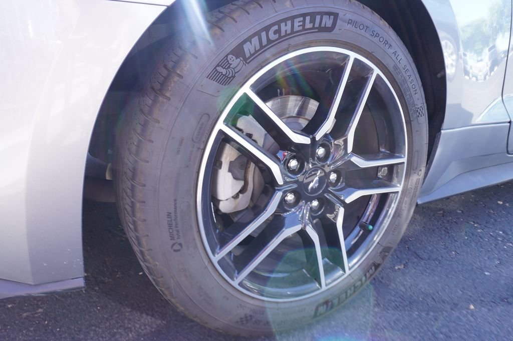 Used 2020 Ford Mustang Coupe w/ Equipment Group 101A RWD image 6