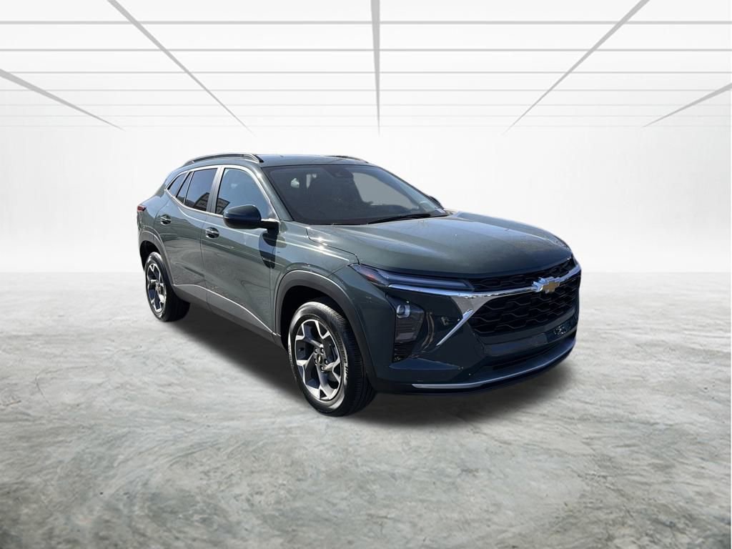 New 2025 Chevrolet Trax LT w/ Driver Confidence Package image 1