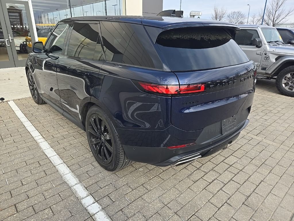 Used 2023 Land Rover Range Rover Sport SE image 7