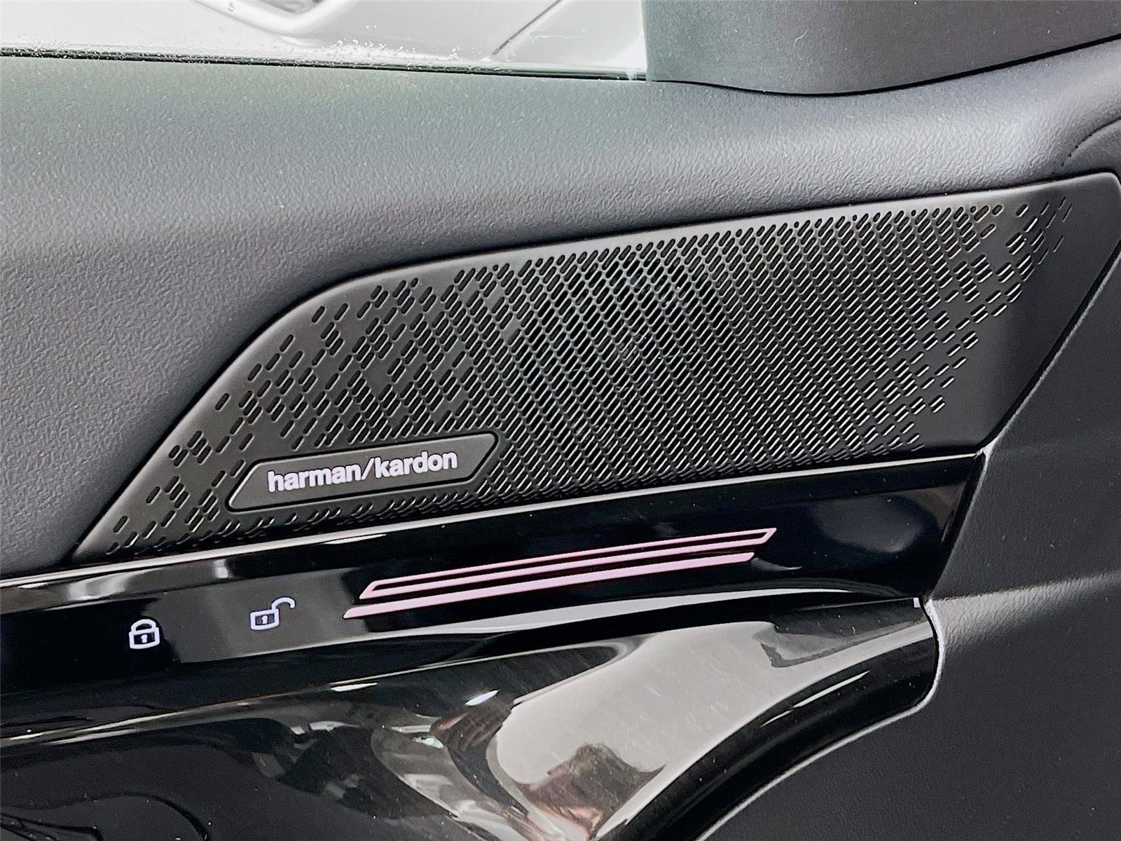 Used 2026 BMW 530i xDrive image 17