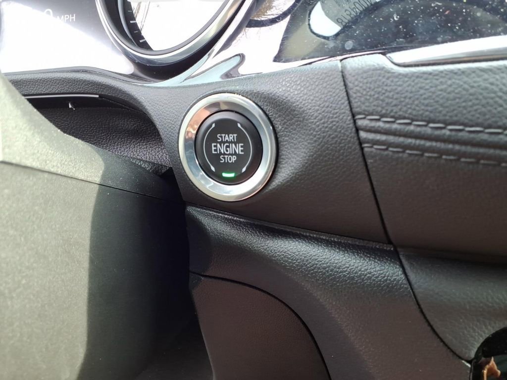 Used 2023 Buick Encore GX Select image 28