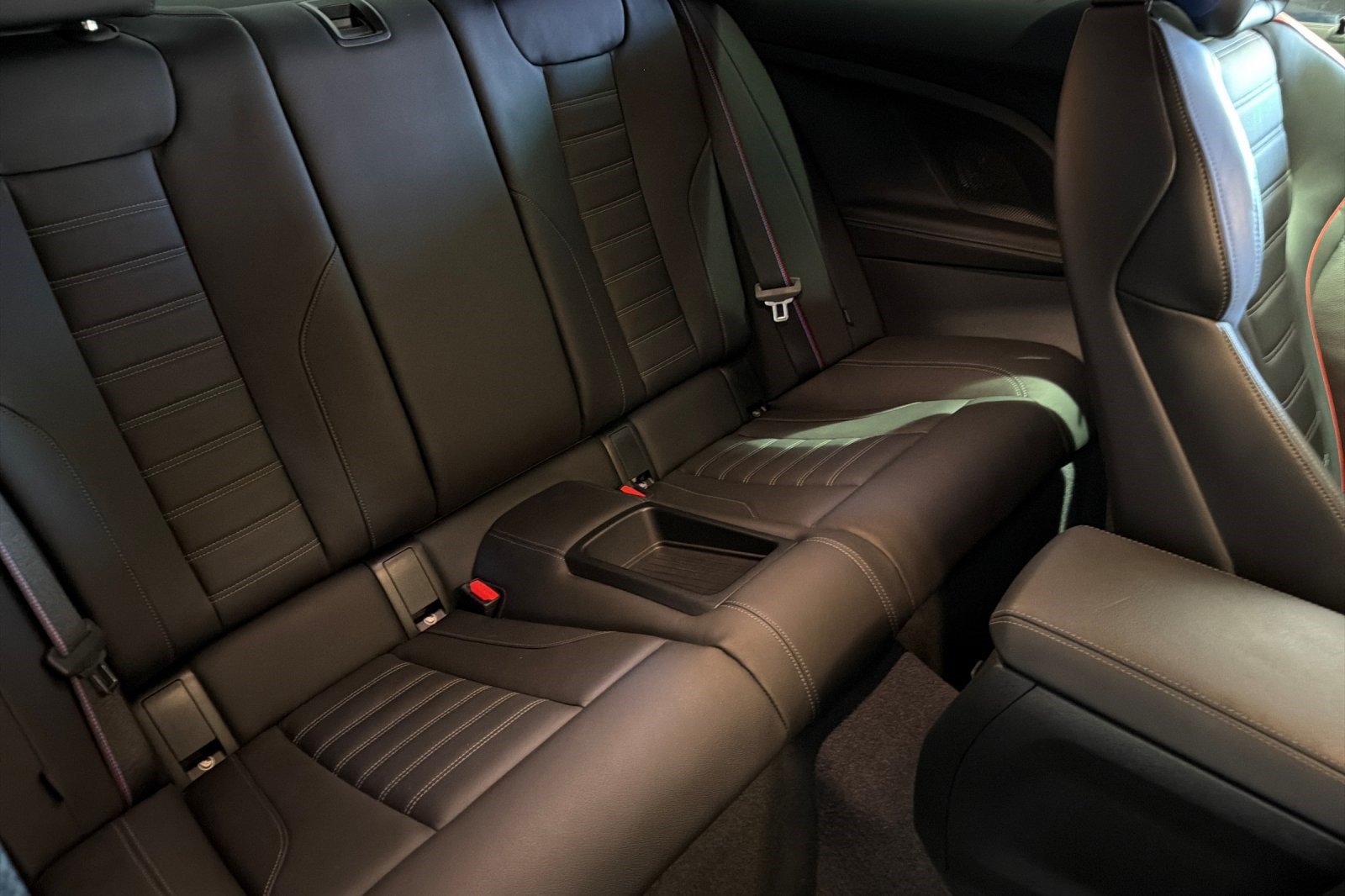 Used 2024 BMW M2 w/ Lighting Package RWD image 34