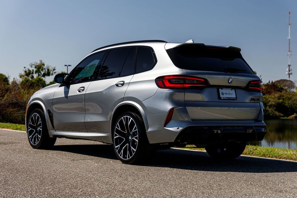 Used 2022 BMW X5 M w/ Competition Package 2 AWD/4WD image 8