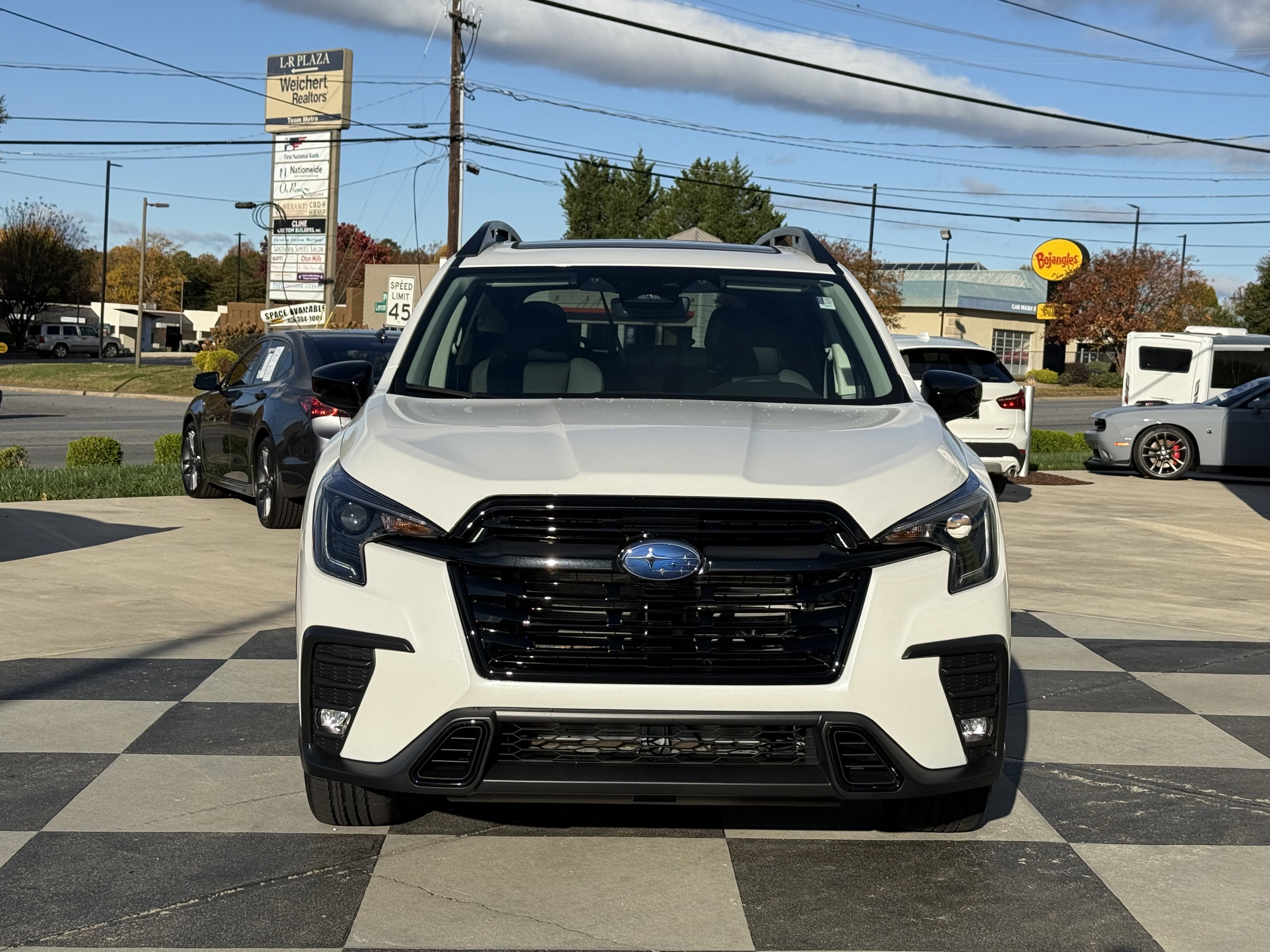 Used 2025 Subaru Ascent Onyx Edition w/ Popular Package #2 image 5