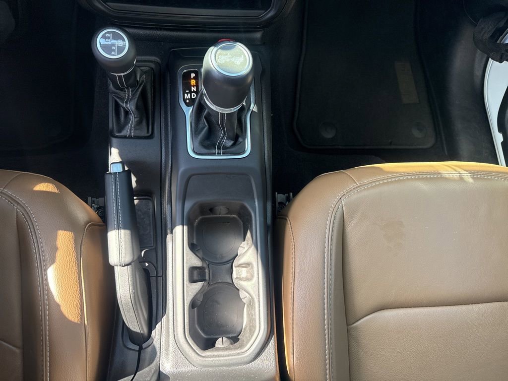 Used 2023 Jeep Wrangler Unlimited Sahara AWD/4WD image 24