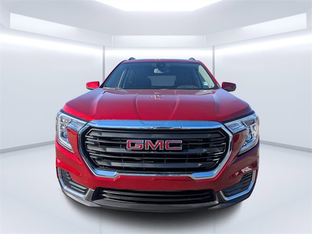 Used 2023 GMC Terrain SLE w/ Driver Convenience Package image 8