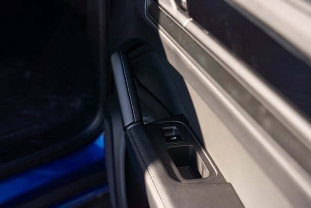 Used 2025 Porsche Cayenne GTS image 25