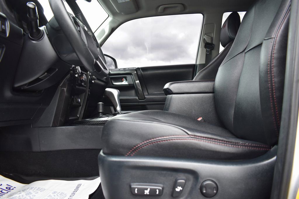 Used 2022 Toyota 4Runner TRD Off-Road Premium w/ Moonroof Package image 8