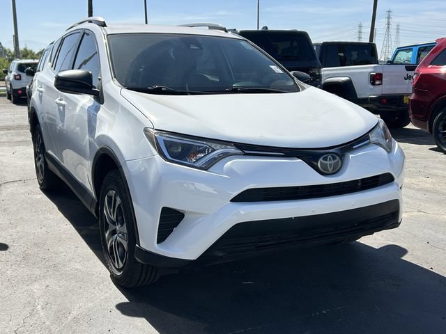 Used 2017 Toyota RAV4 LE w/ All Weather Liner Package AWD/4WD video 2