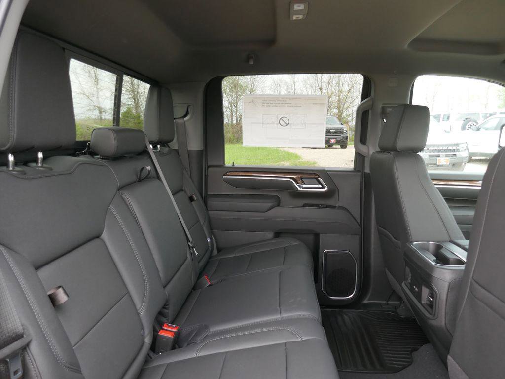 New 2026 Chevrolet Silverado 3500 LT w/ Trail Boss Package AWD/4WD image 15