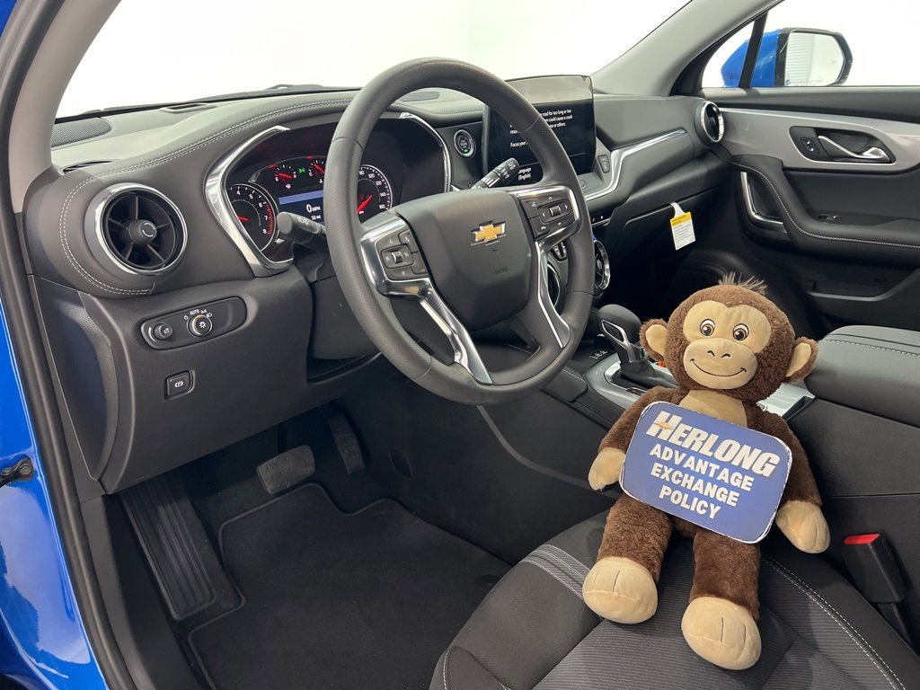 New 2026 Chevrolet Blazer LT w/ Convenience Package image 9