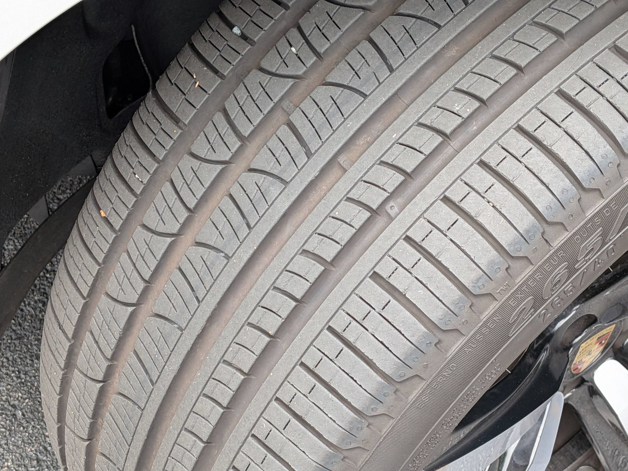 Certified 2025 Porsche Macan S AWD/4WD image 37