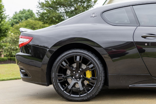 Used 2011 Maserati GranTurismo S RWD image 10