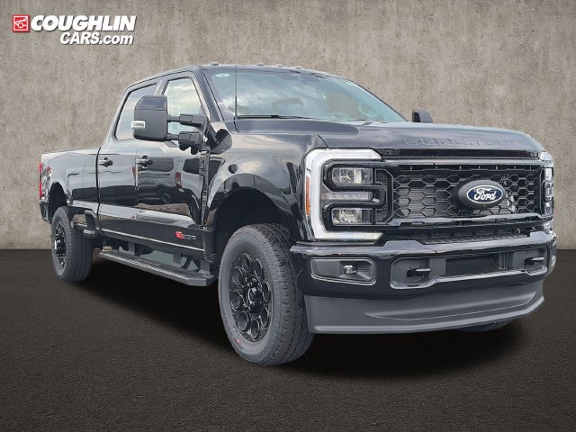 New 2027 Ford F350 Lariat w/ Black Appearance Package