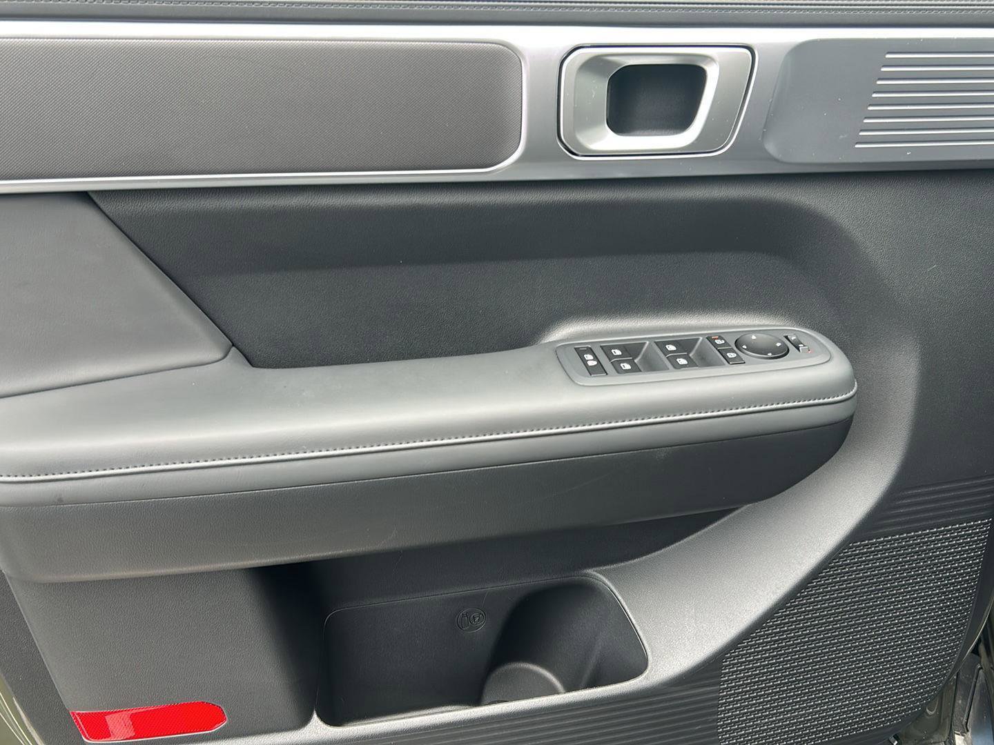 Certified 2025 Hyundai Santa Fe XRT AWD/4WD image 14