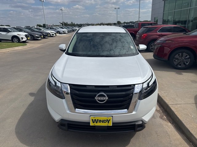 New 2026 Nissan Rogue SV image 3