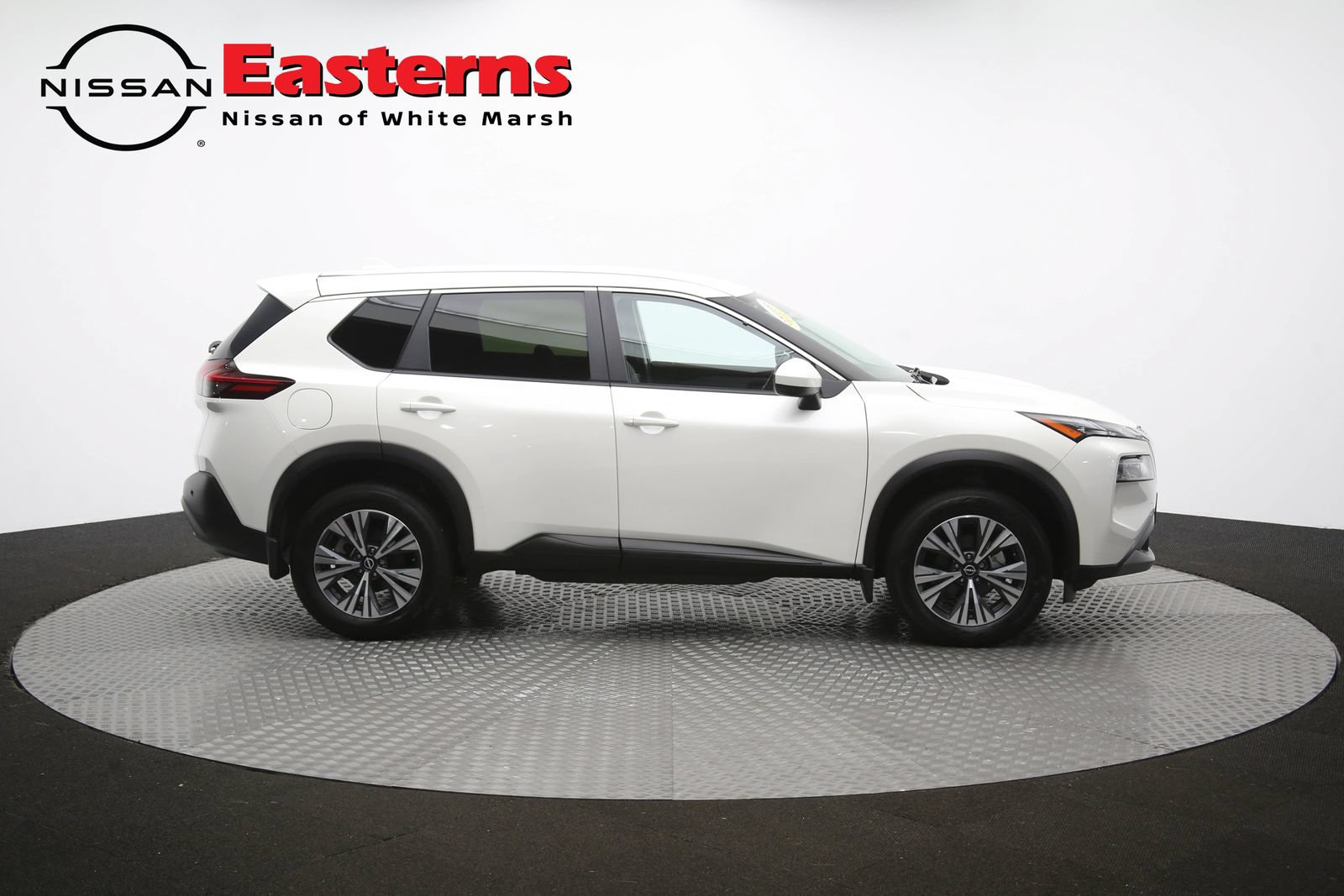 Used 2023 Nissan Rogue SV AWD/4WD image 43