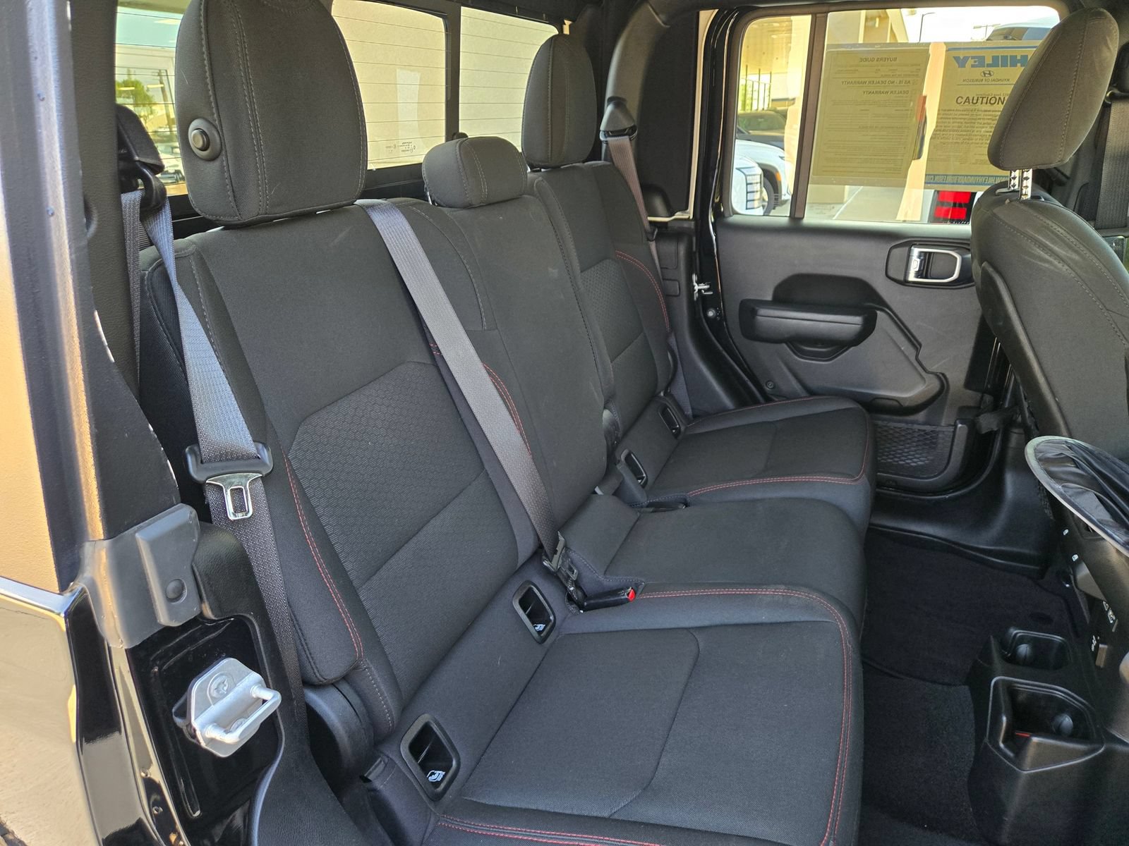 Used 2022 Jeep Gladiator Rubicon w/ Cold Weather Group AWD/4WD image 28