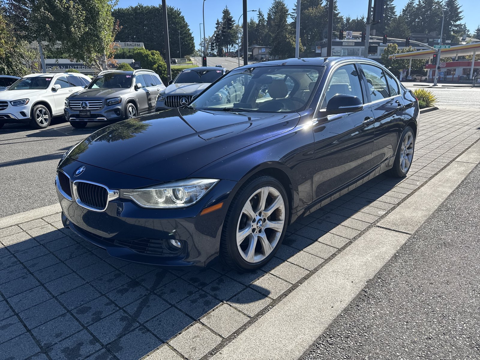 Used 2015 BMW 335i Sedan RWD image 1