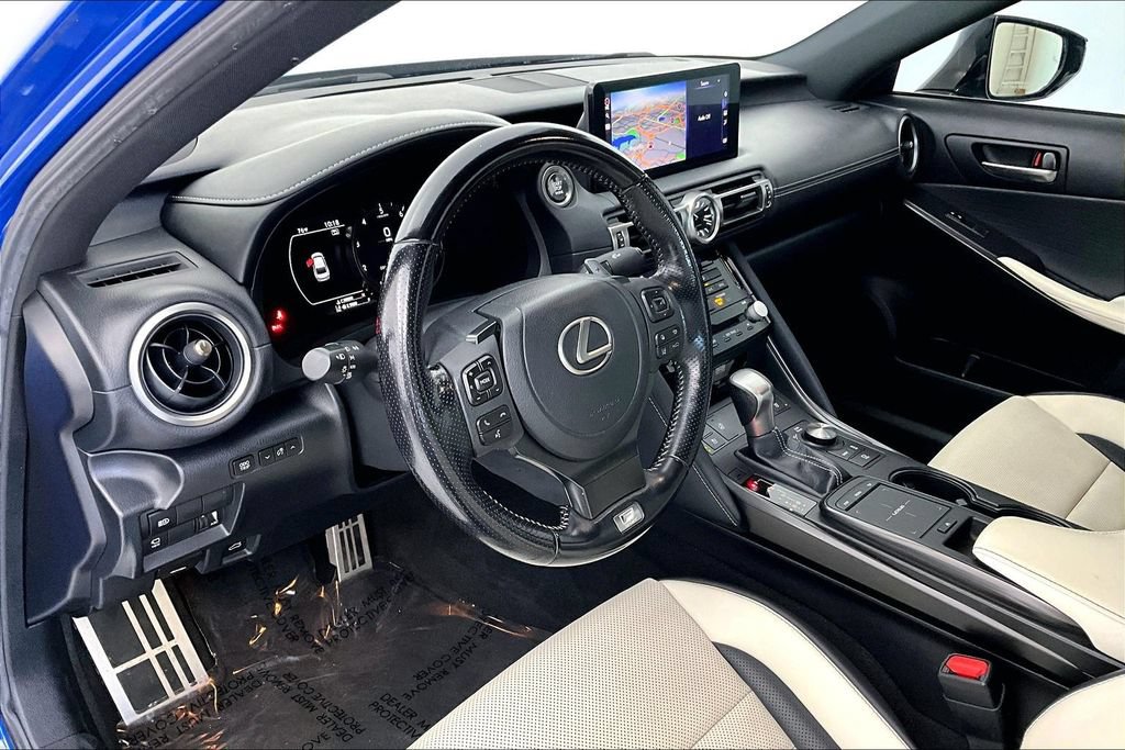 Used 2022 Lexus IS 350 F Sport RWD image 16