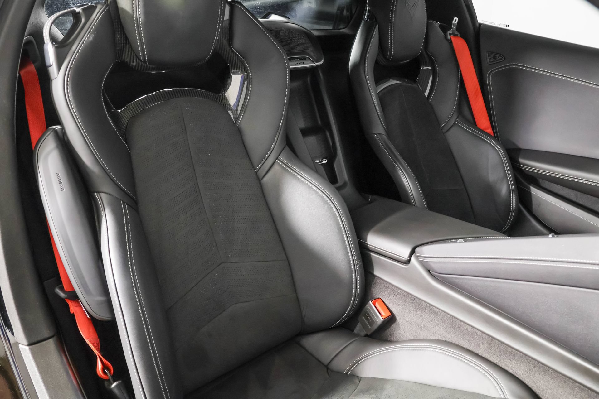 Used 2023 Chevrolet Corvette Stingray Preferred Cpe w/ Battery Protection Package RWD image 41