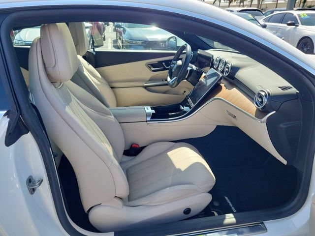 Used 2024 Mercedes-Benz CLE 300 4MATIC Coupe image 8