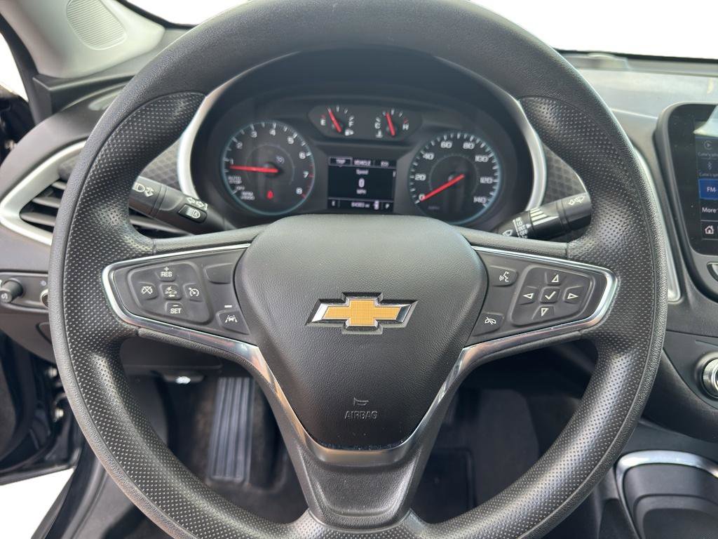 Used 2023 Chevrolet Malibu LT FWD image 15