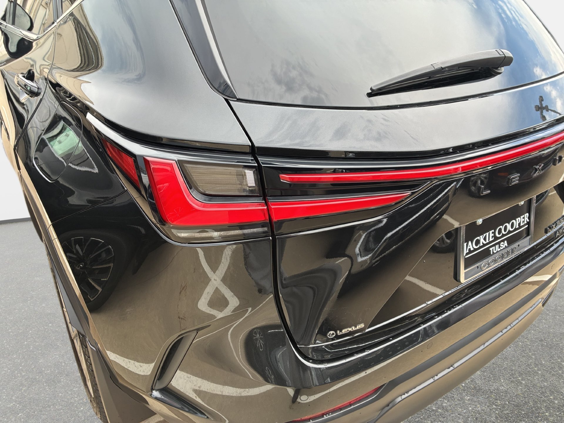 Used 2025 Lexus NX 350 AWD w/ Premium Package image 33
