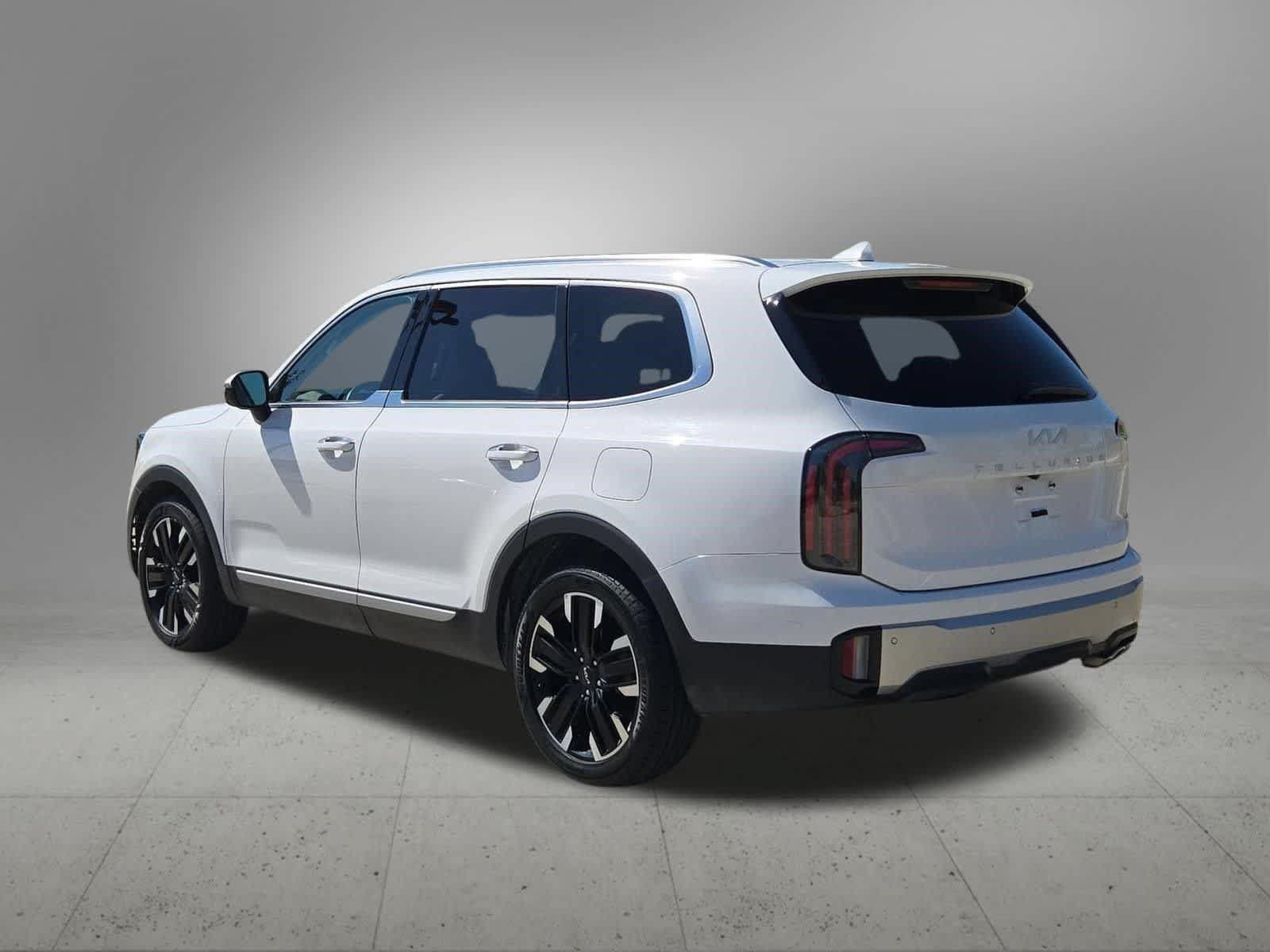 Used 2023 Kia Telluride SX Prestige AWD/4WD image 4