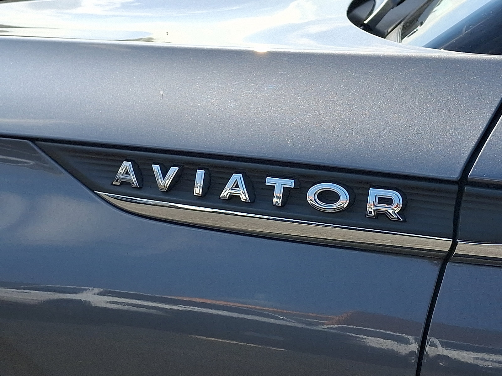 Used 2023 Lincoln Aviator AWD w/ Premium Package image 30