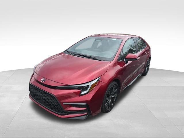 Used 2025 Toyota Corolla SE image 2