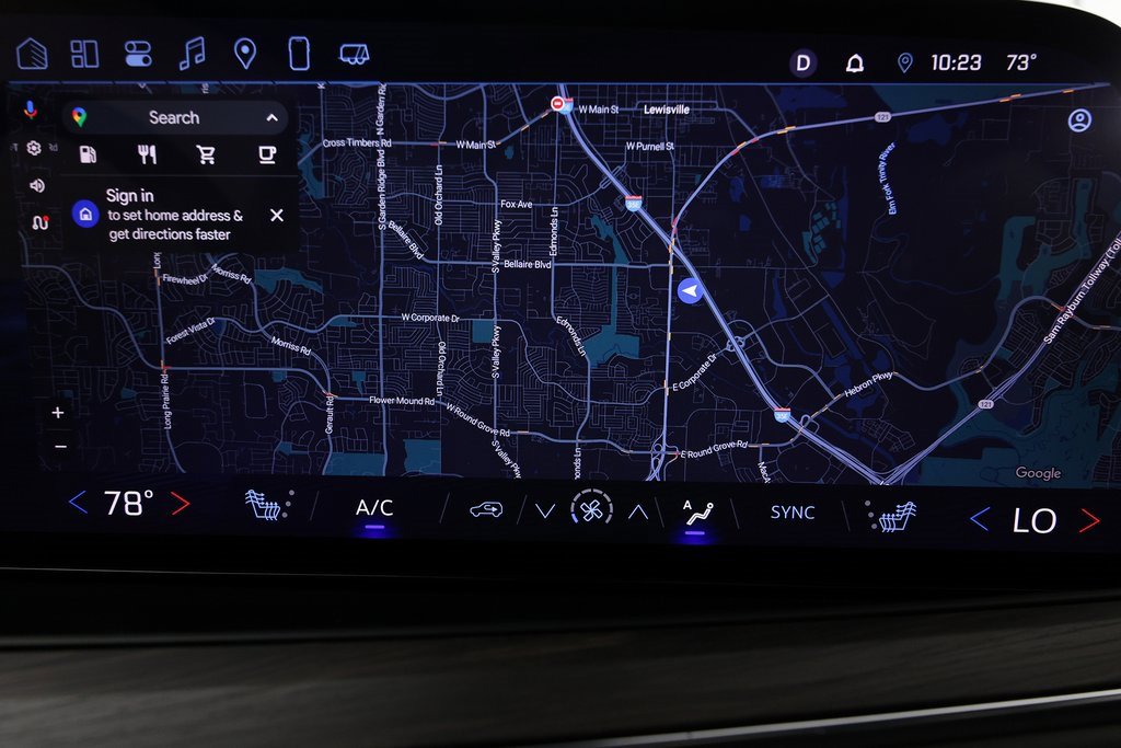 Used 2025 Chevrolet Suburban Z71 w/ Comfort Package image 34