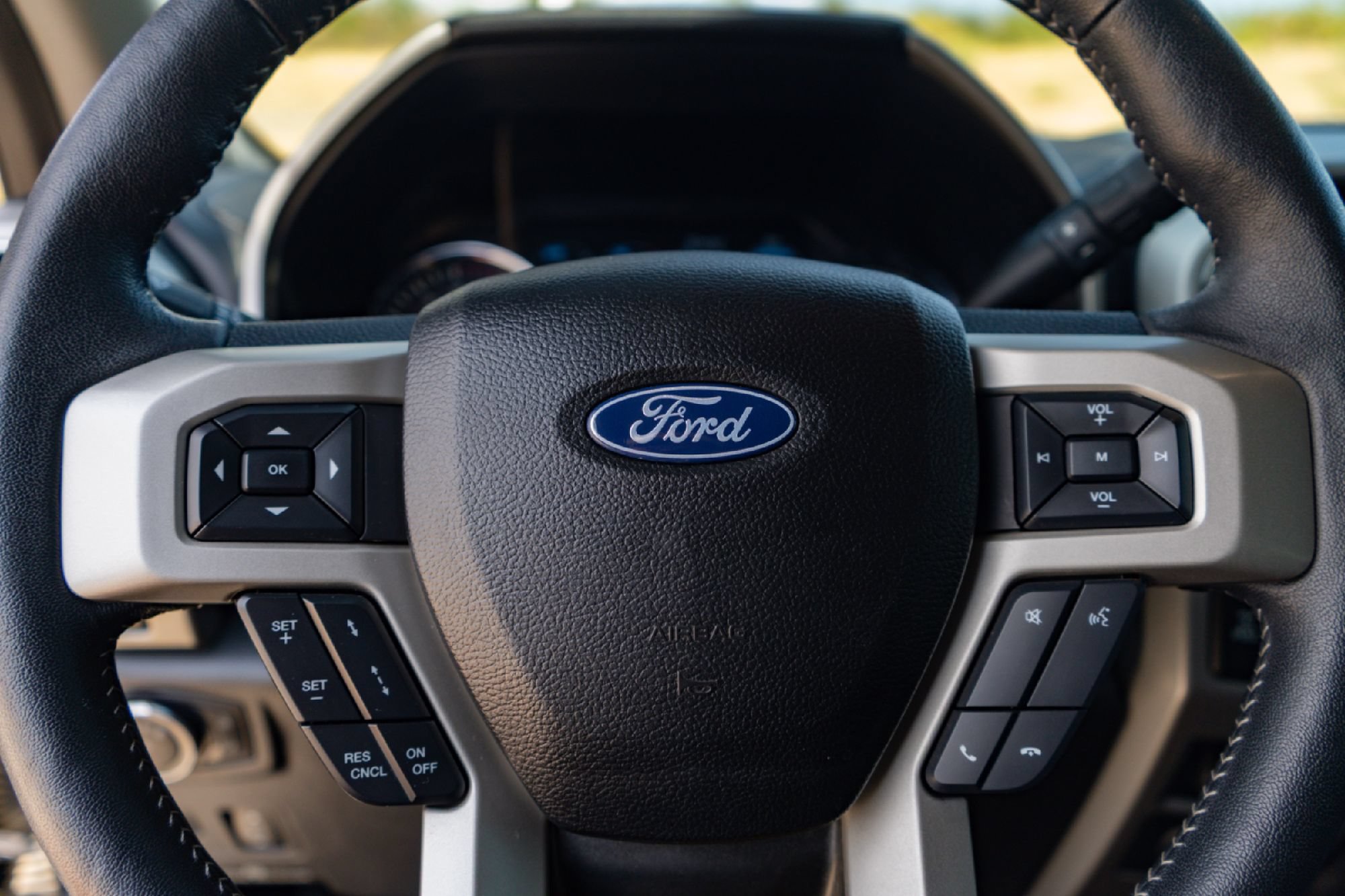Used 2021 Ford F250 Lariat AWD/4WD image 11
