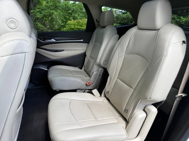 Used 2019 Buick Enclave Essence AWD/4WD image 21