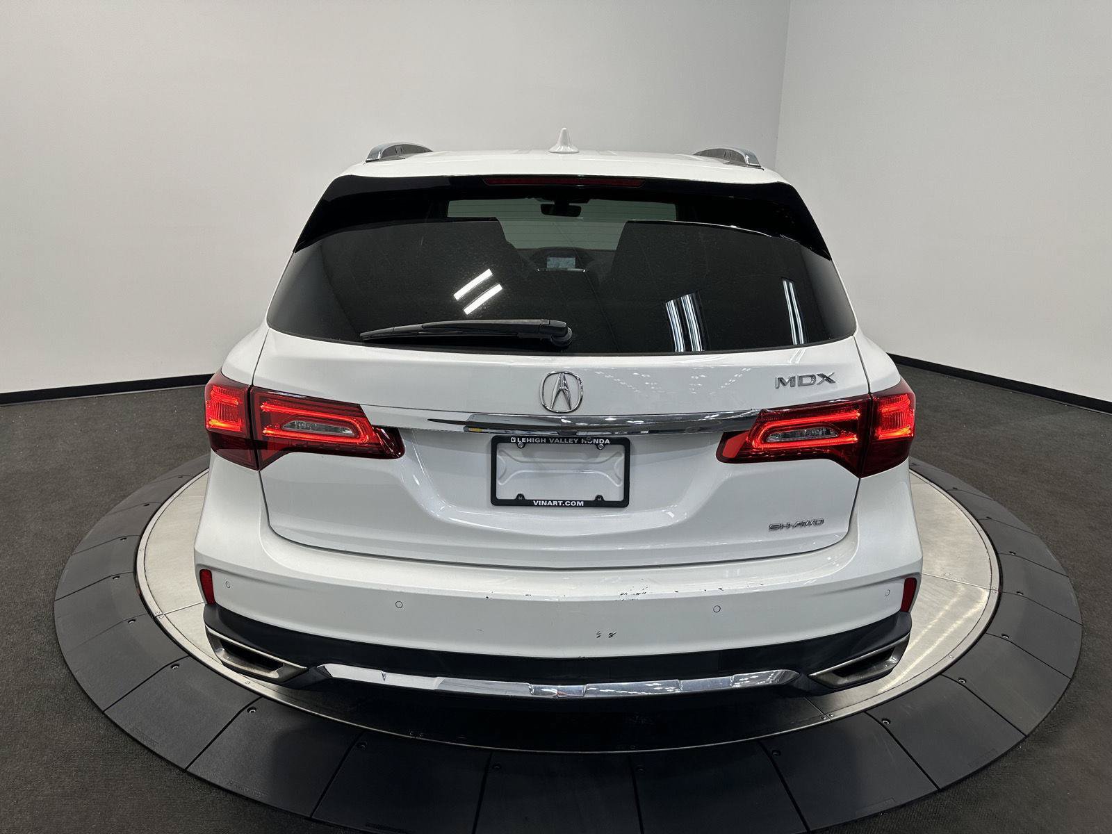 Used 2020 Acura MDX w/ Technology Package AWD/4WD image 6