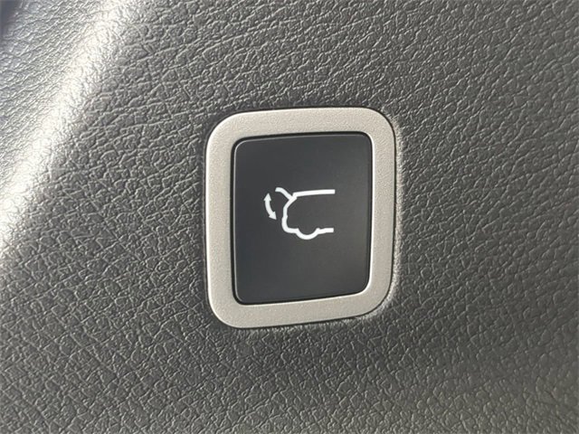 New 2026 Chrysler Voyager LX image 15